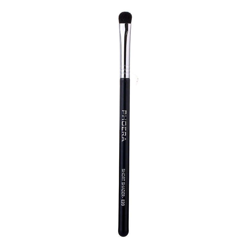 PHOERA SHORT SHADER BRUSH - E20